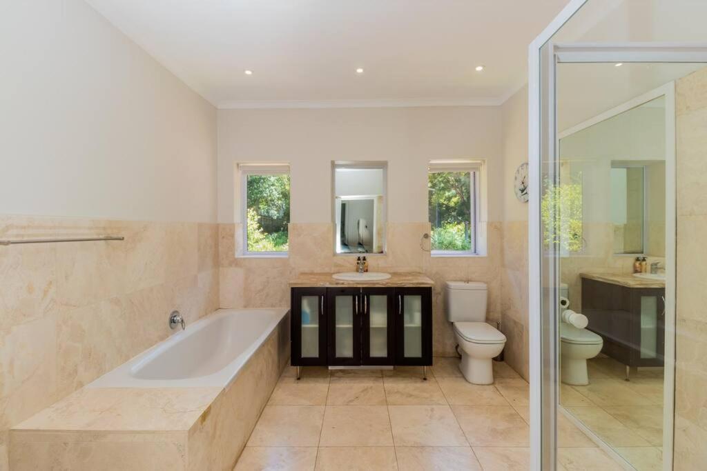 Upper Constantia Family Villa Cape Town